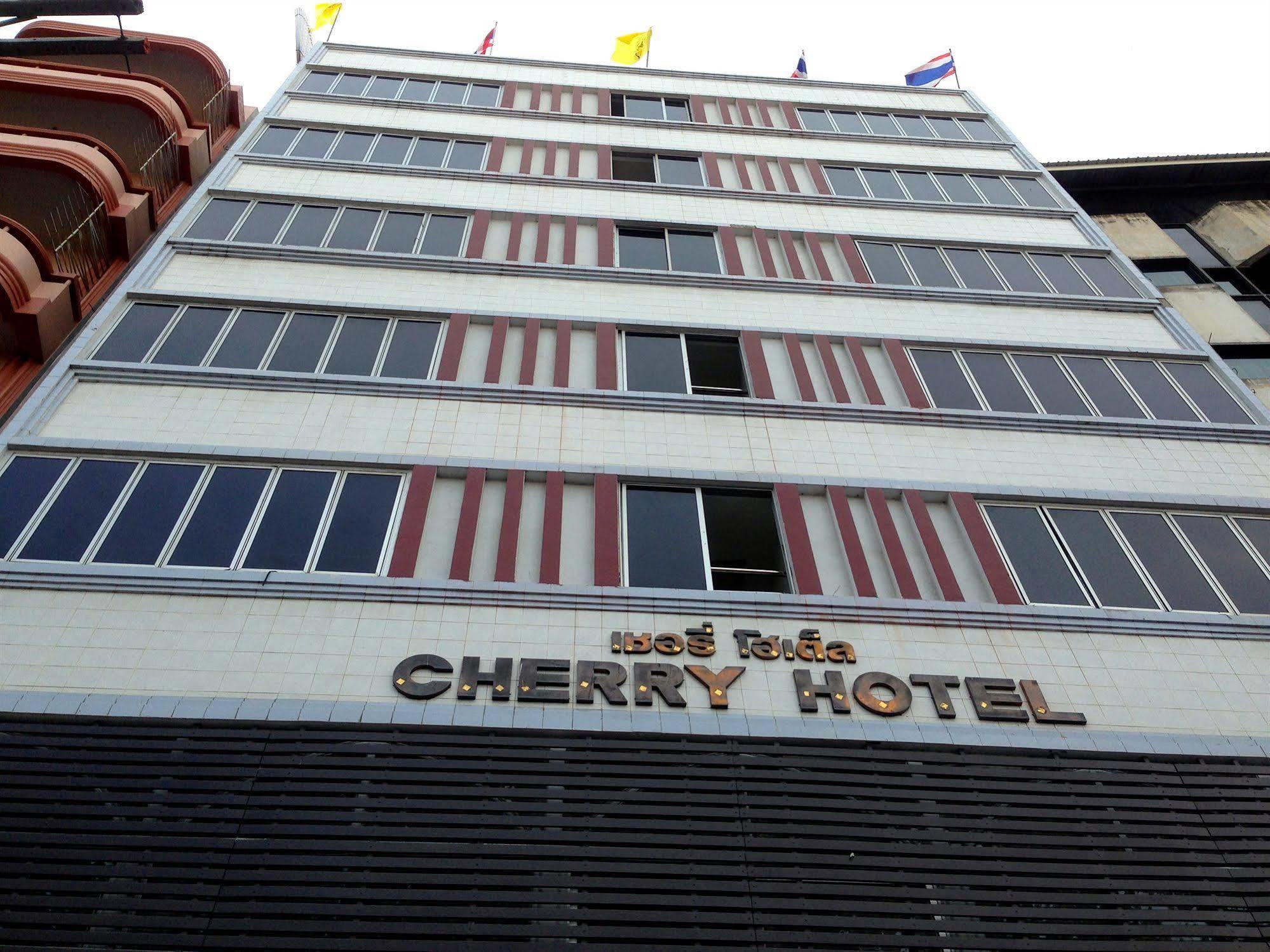 Cherry Hotel Pattaya Exteriör bild